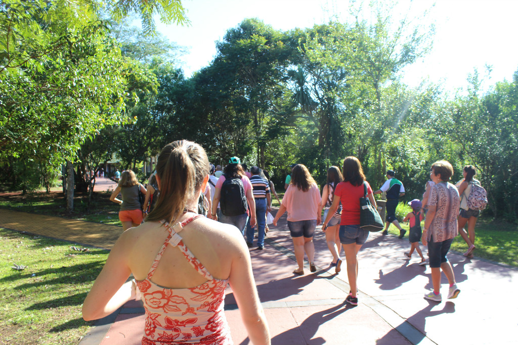 Para onde será que essa galera tá indo? 