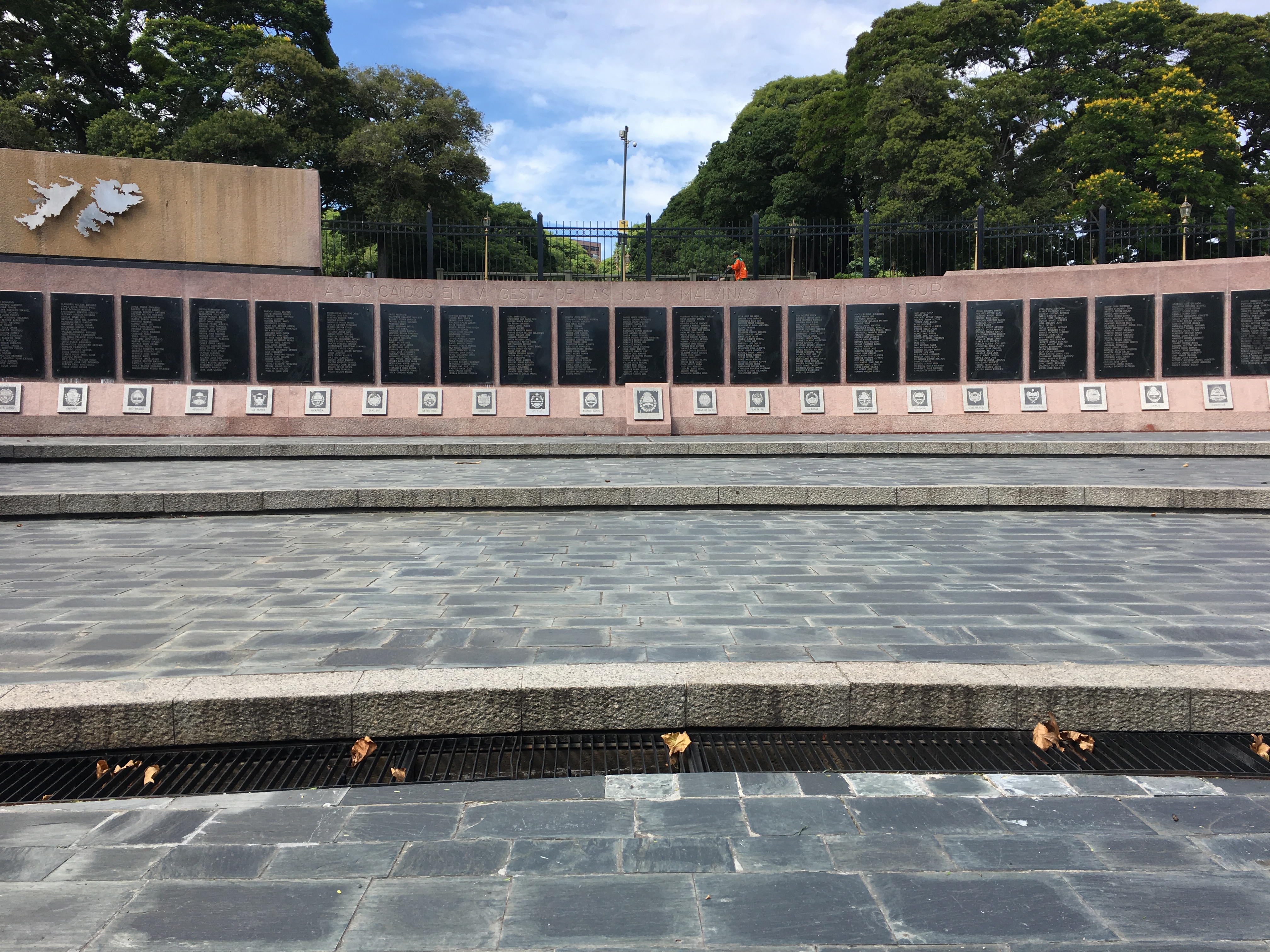 dia-2-monumento-a-los-caidos