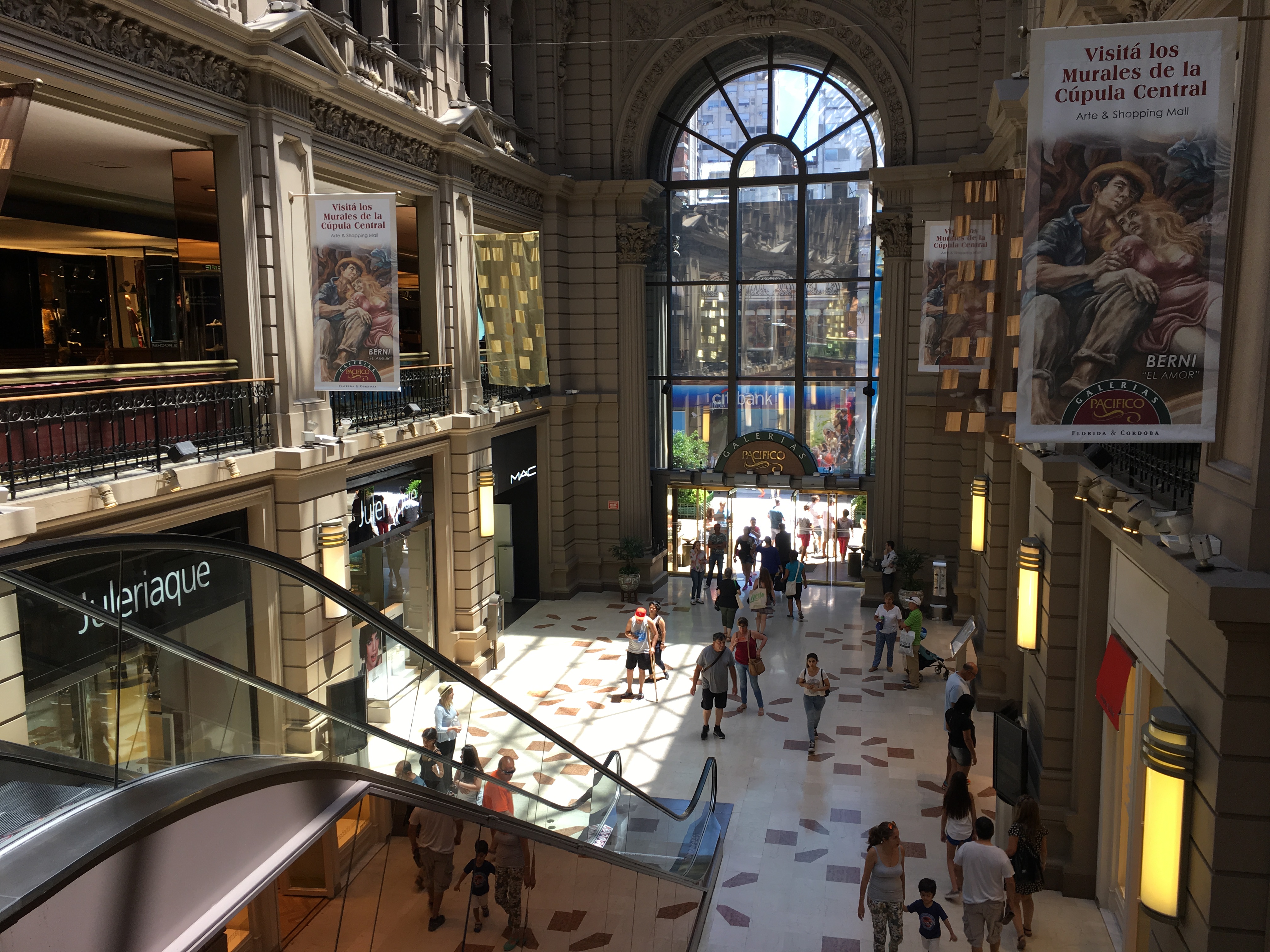 dia-4-galerias-pacifico